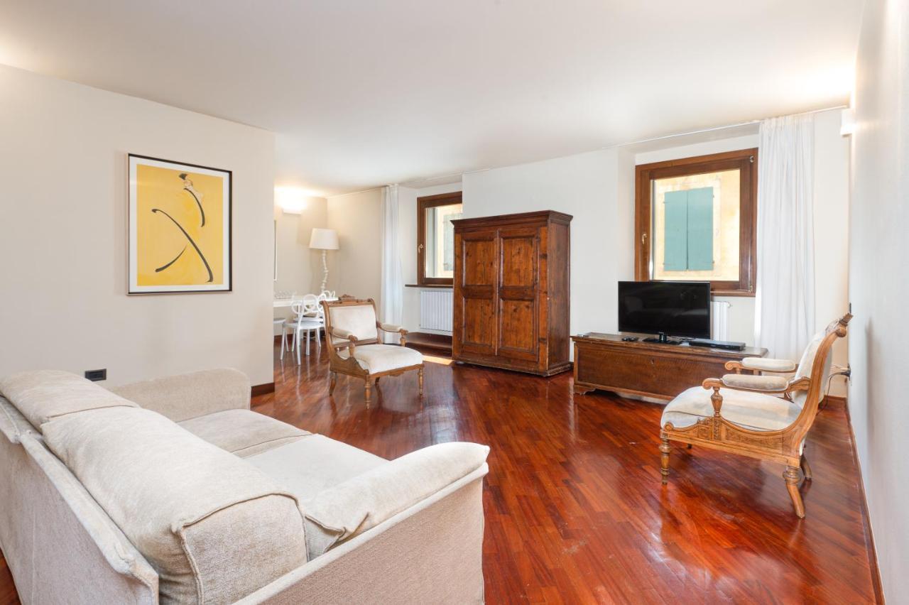 Cozy 2 Bedroom In The Heart Of فيرونا المظهر الخارجي الصورة